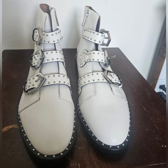 Gianni Bini White Leather Studded Side Zip Winklepicker Ankle Boots 9 - Picture 4 of 5